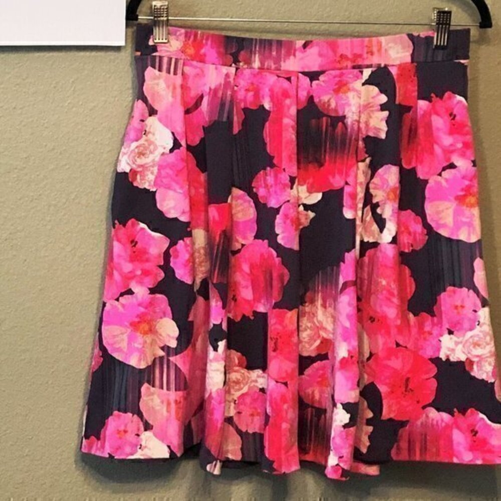 Cynthia Rowley Pink and Purple Floral Skirt Size Medium